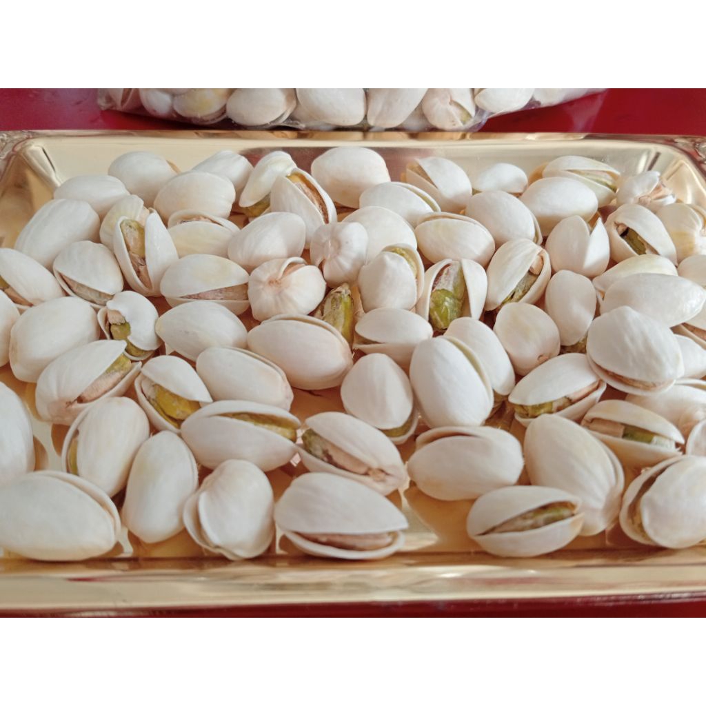 

Kacang Pistachio Premium / Asin dan Gurih