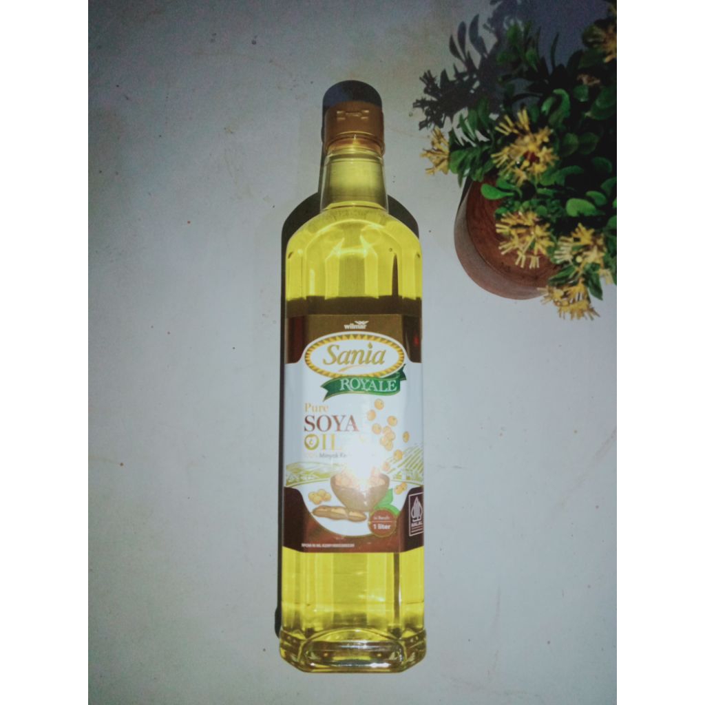 

Sania Royale Pure Soya Oil 1 liter / Minyak Kedelai Murni