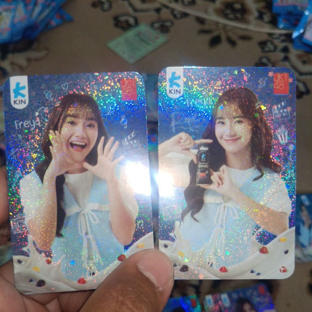 SATUAN PC kin yogurt x JKT48 hologram Glitter. pembelian 50k free stiker official random