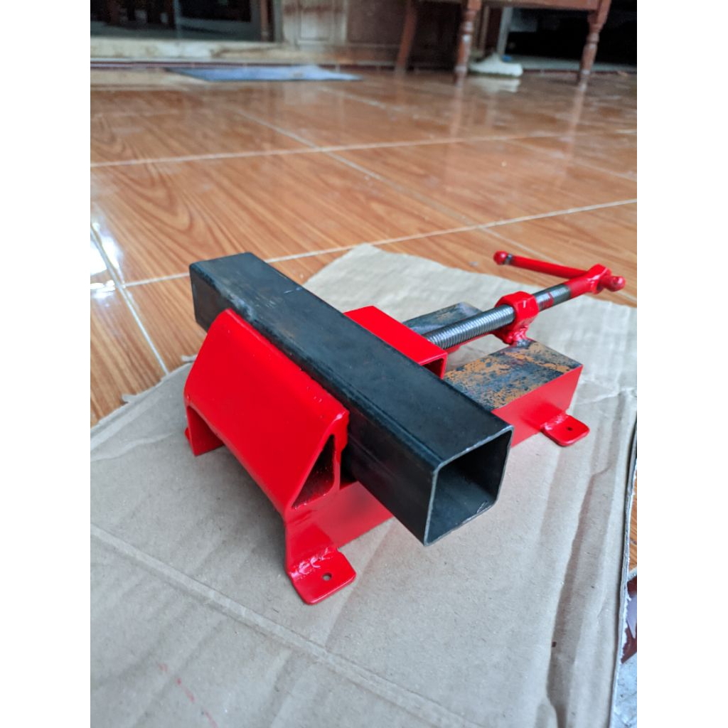 RAGUM - PENJEPIT BESI - CATOK MEJA