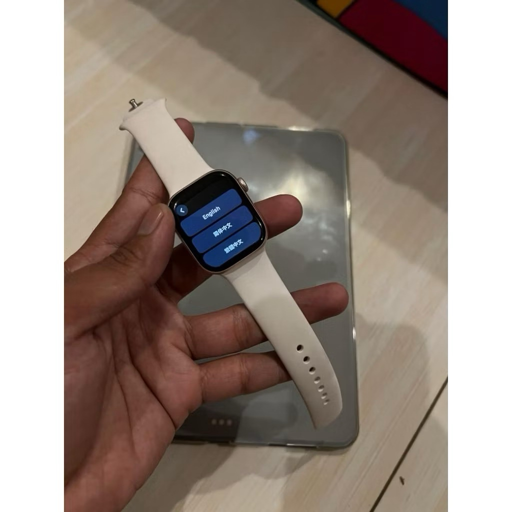 Apple watch series 10 lock icloud clean