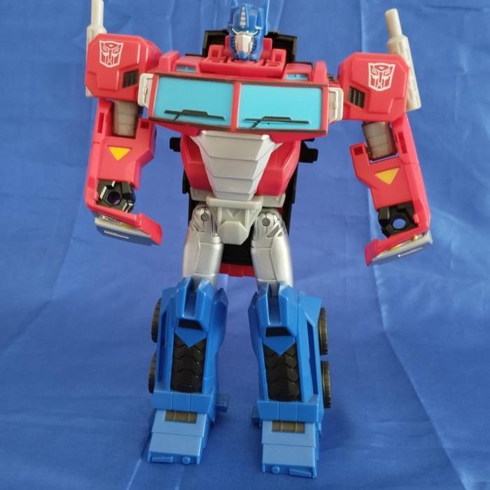 HASBRO Transformers Cyberverse Ultra Class Optimus Prime