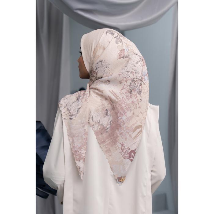 Adya Scarf Wearing Klamby Sale