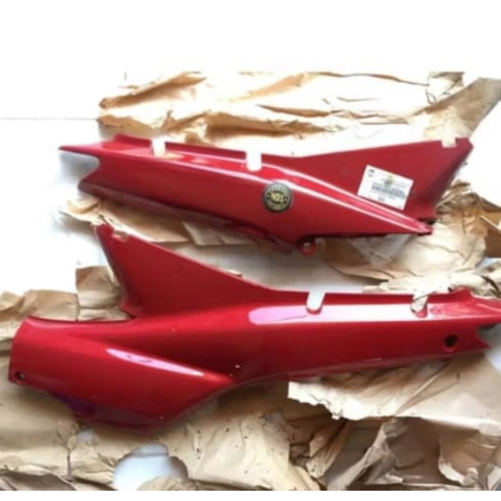 Cover body belakang montor Honda Supra x lama supra fit lama + bok aki Warna MERAH FERRARI