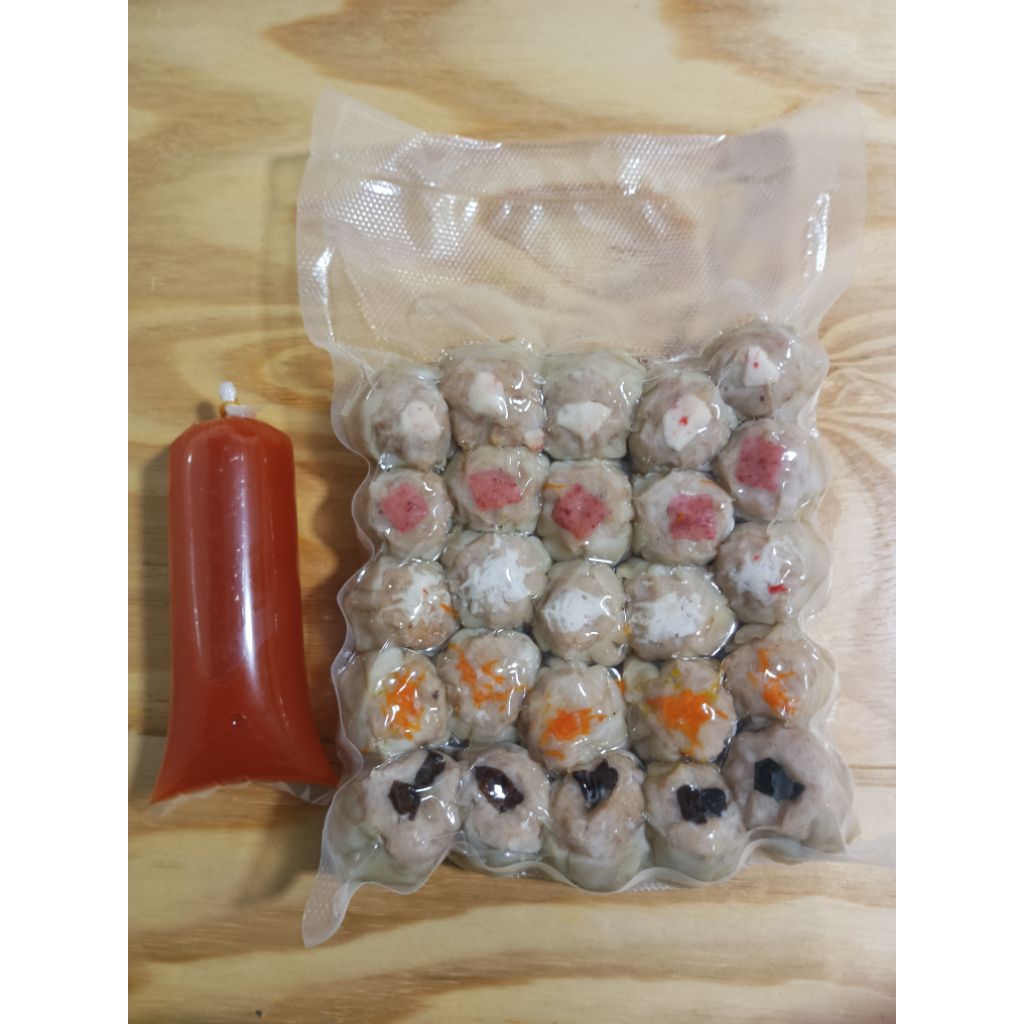 

Dimsum ayam mix kemasan Vakum isi 25 dan isi 10 pcs plus saos HALAL