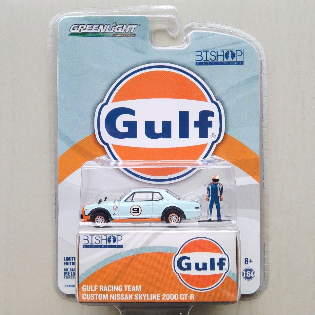 Greenlight 2000 Nissan Skyline Gulf GTR & Figure Bishop