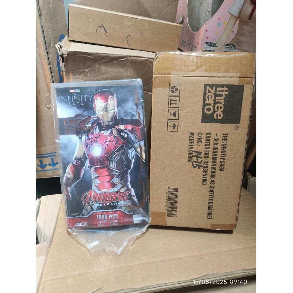 threezero ironman iron man mark 43 XVIII Battle damage three zero ver