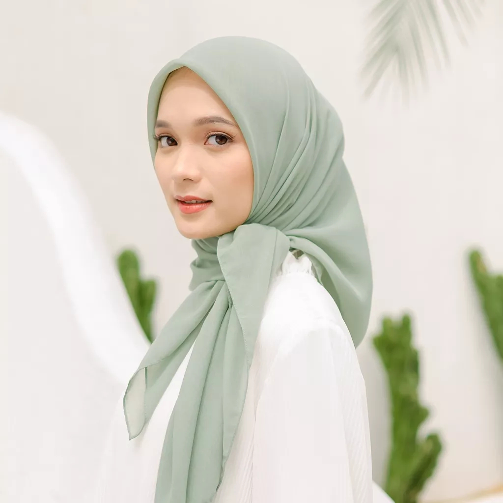 Hijab Jilbab Kerudung PARIS VOAL SEGI EMPAT PREMIUM NURAINI