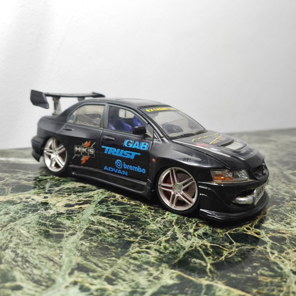 MITSUBISHI EVOLUTION VIII  Mitsubishi Motor Corporation kentoys