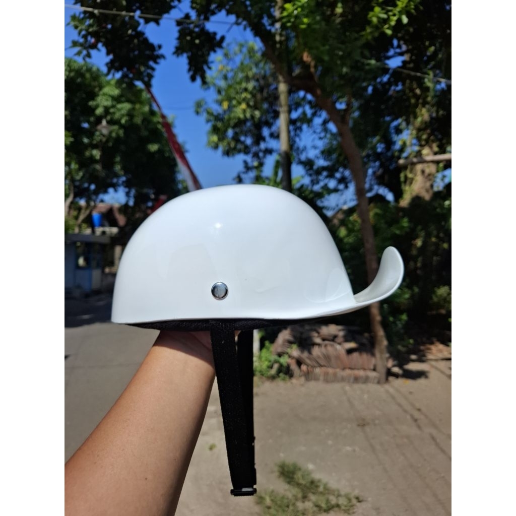 Helm Sapback , helm topi