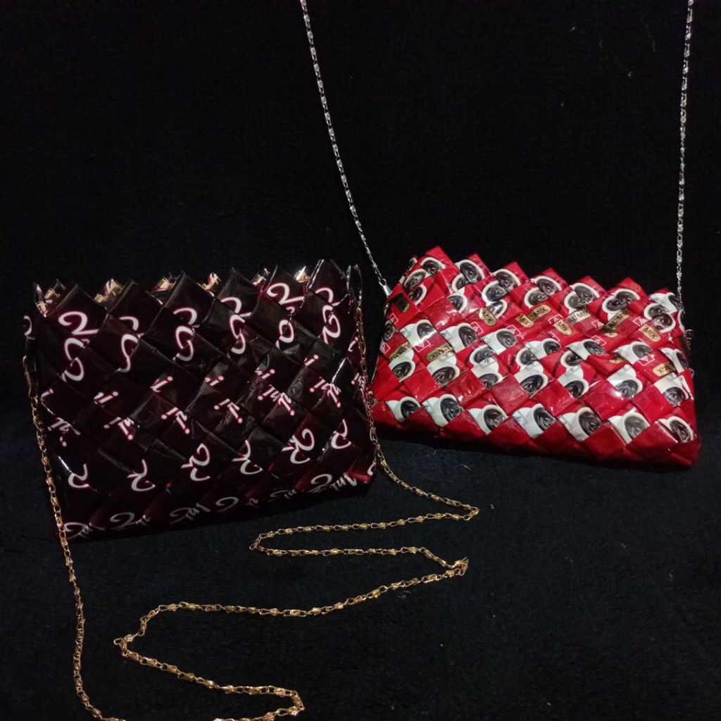 Tas dari bungkus kopi / dompet dari bungkus kopi / prakarya dari bungkus kopi kapal api / tas ramah 