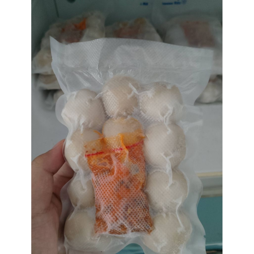 

Cilok Frozen isi Gajih Chili oil