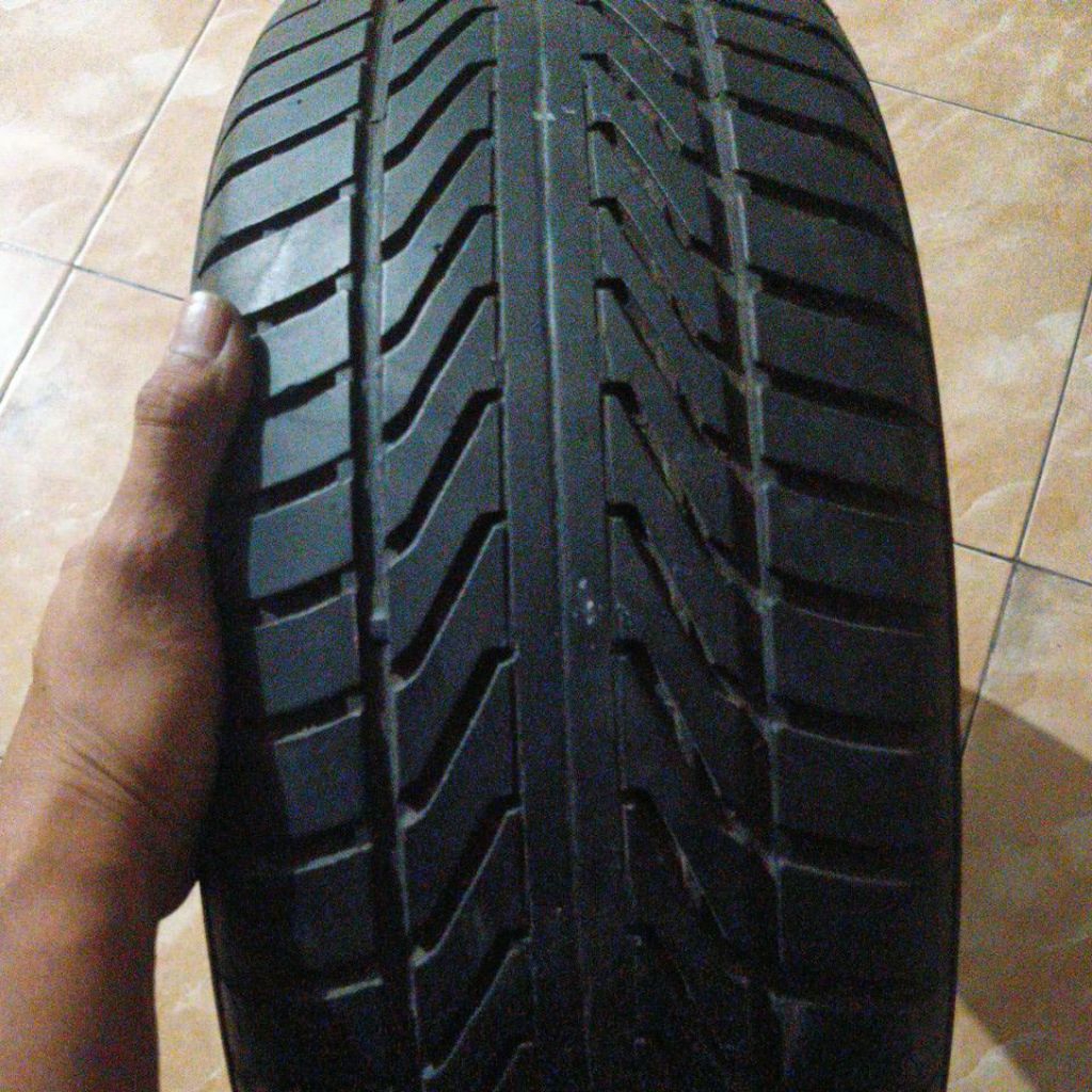 ban mobil bekas ukuran R16/195/55