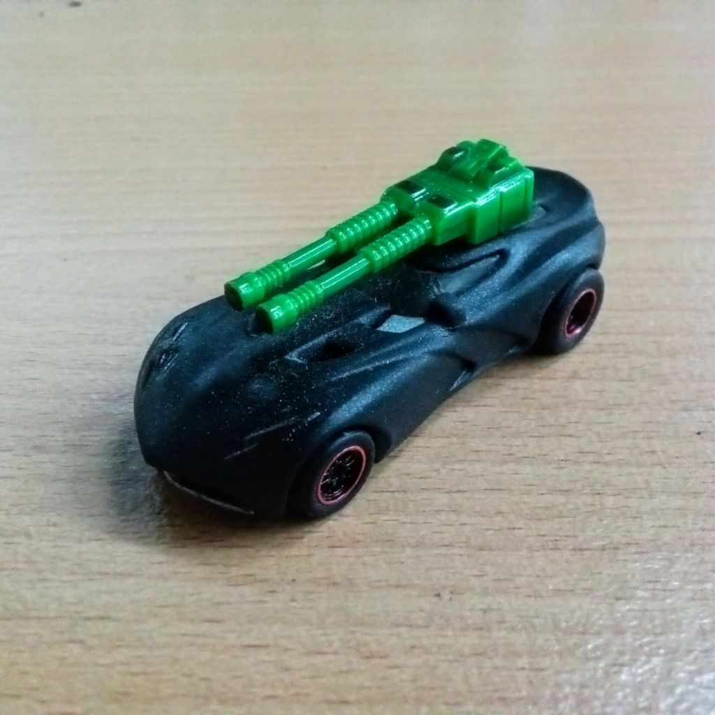 Diecast Loose Hot Wheels HW Velocita Hitam Custom Ban Karet mirip Batmobile Batman
