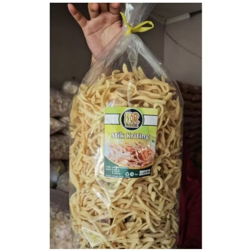 Stik keriting 250 gram / Stik rasa bawang 250 gram