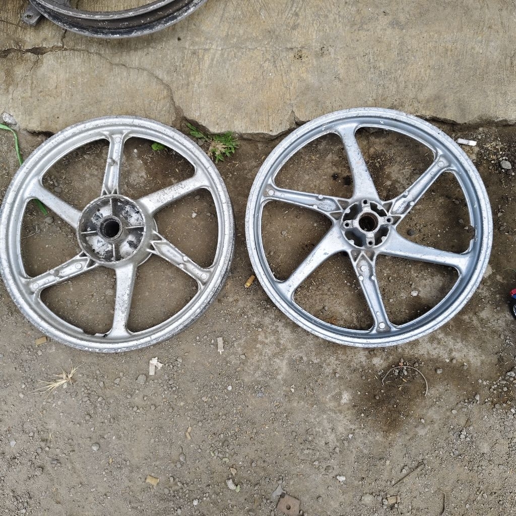 velg racing jupiter castwheele cw pertama velk pelek roda rims