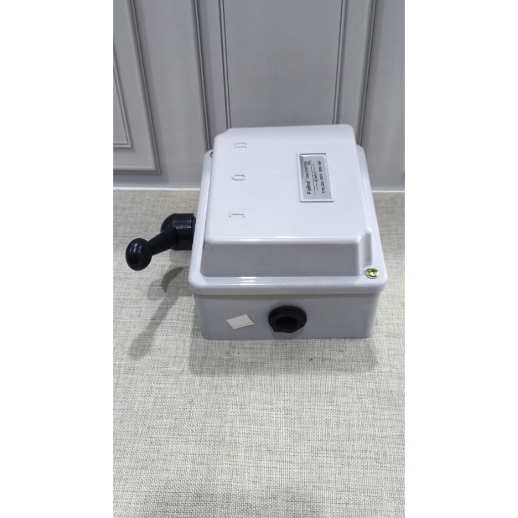 cam starter /saklar cam pioline 3 fase 30  ampere