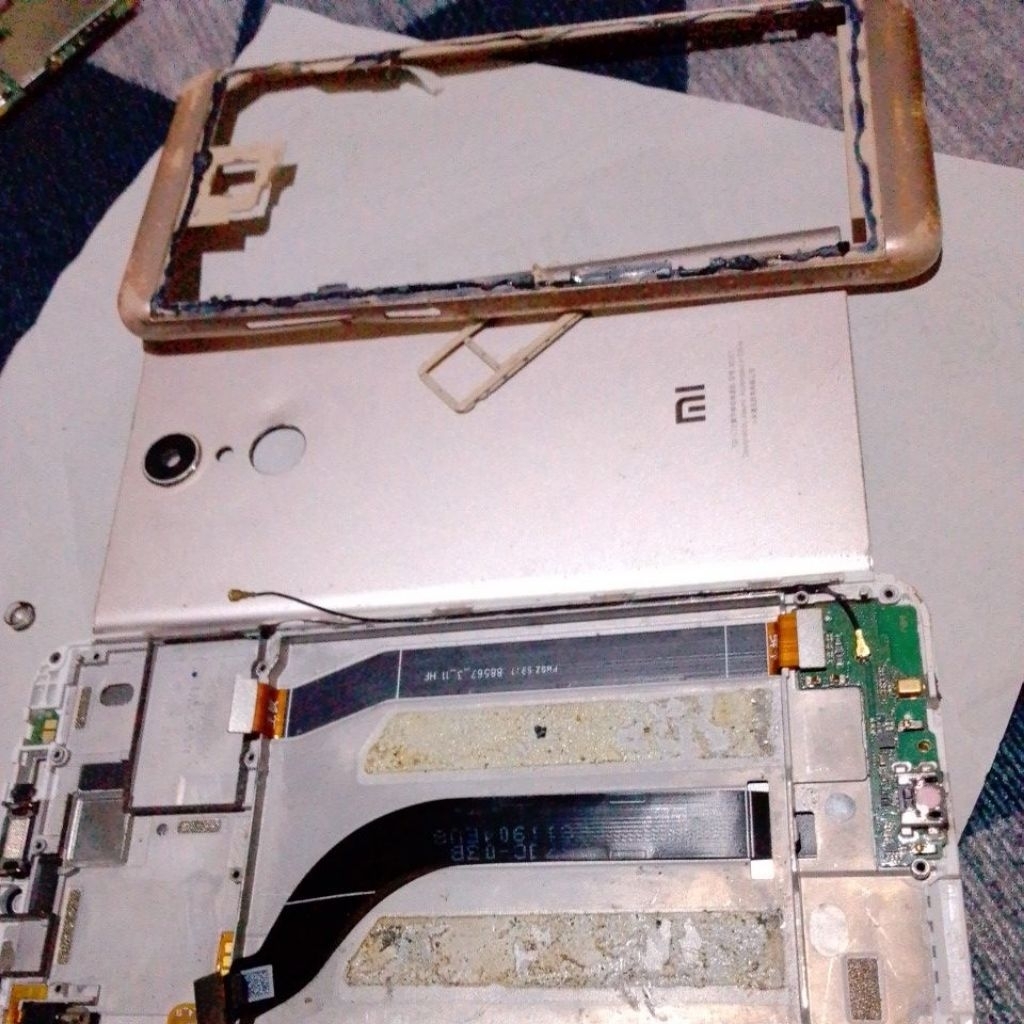 BAJEL REDMI 5 SET SEKEN ORI NORMAL