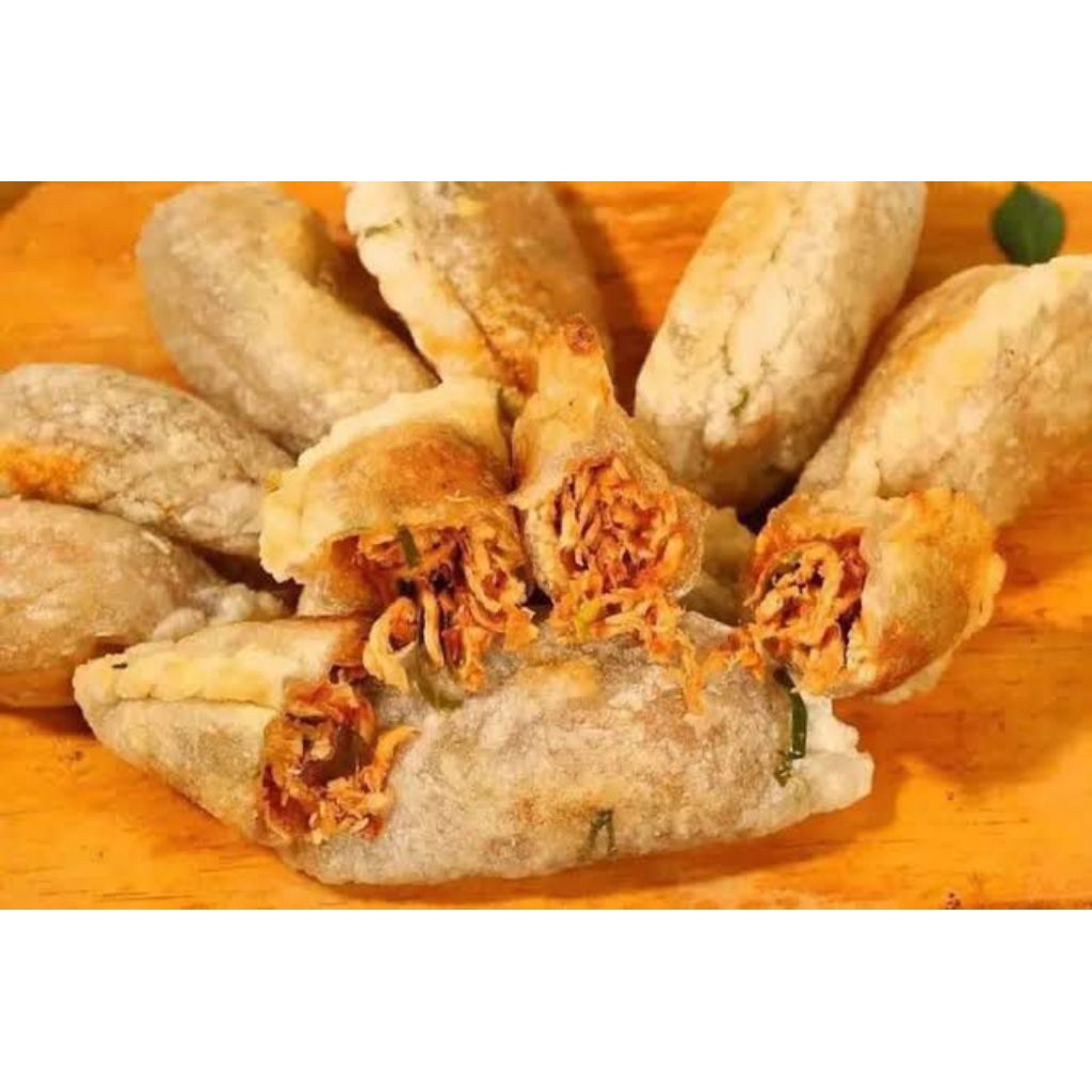 

Cireng isi ayam suwir