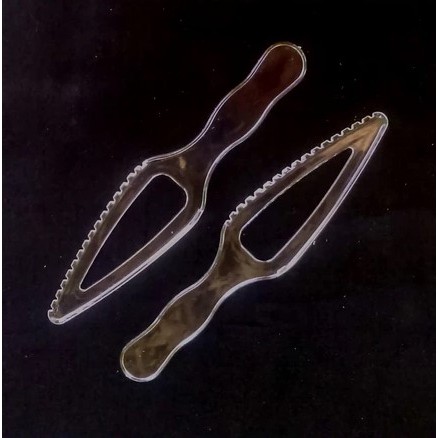 ISI 1 PACK 100 PCS Pisau Plastik Kue Tart / Pisau Kue Ulang Tahun Tebal Dan Kuat Bening Ungu Pink