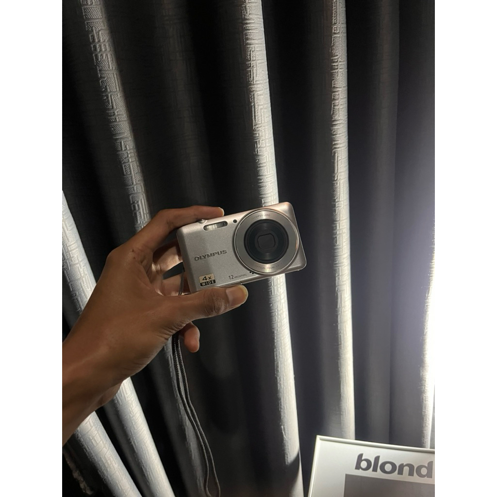 KAMERA DIGITAL DIGICAM CAMDIG OLYMPUS VG-110