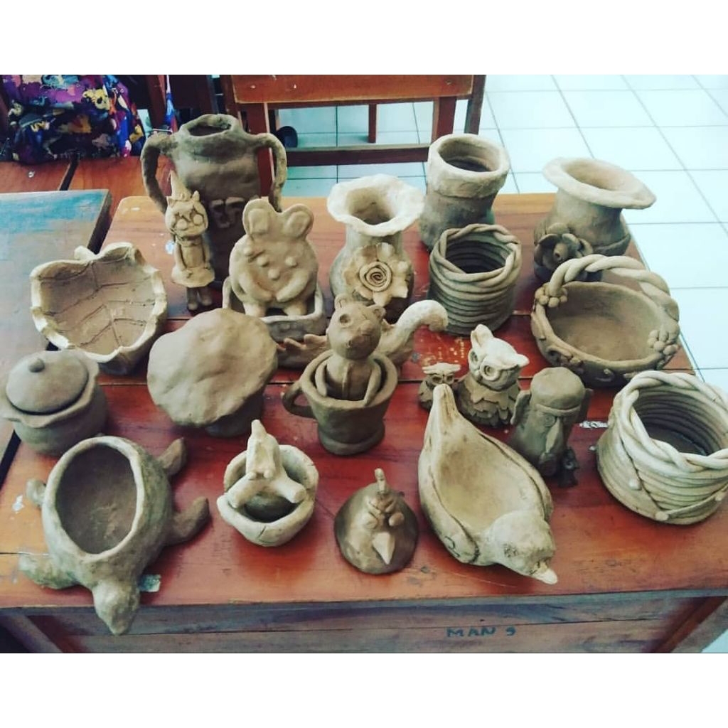 

Tanah liat untuk prakarya