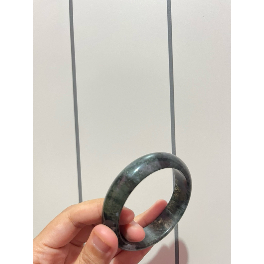 Hard Bangle Moss Agate