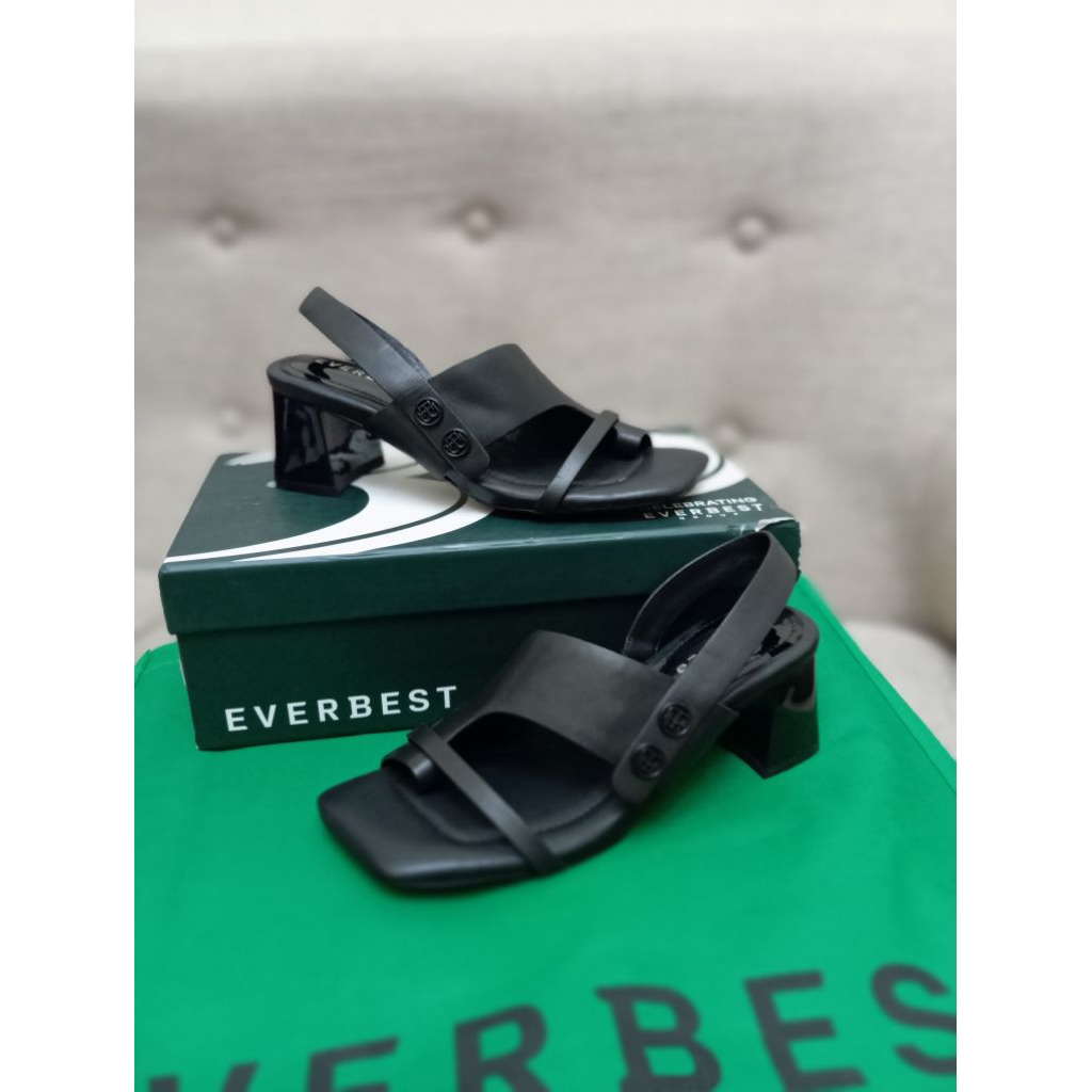 Everbest 70%  flat shoes woman best seller 1.890.000