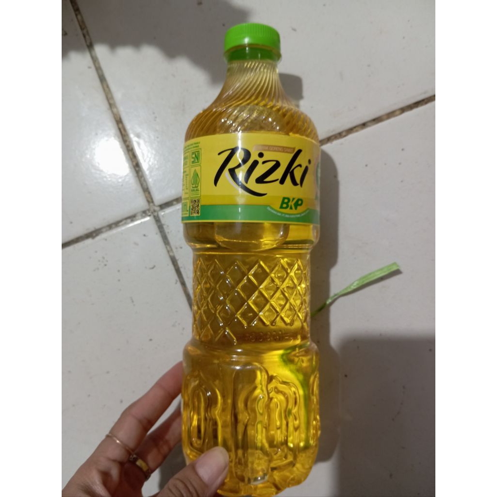 

MINYAK GORENG BOTOL 800 ML