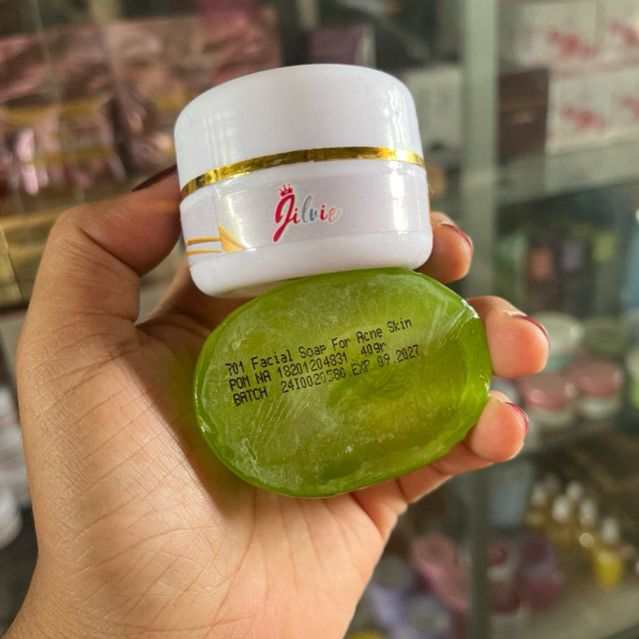 CREAM KELUPAS JILVIE + SABUN HIJAU FLEK DAN JERAWAT