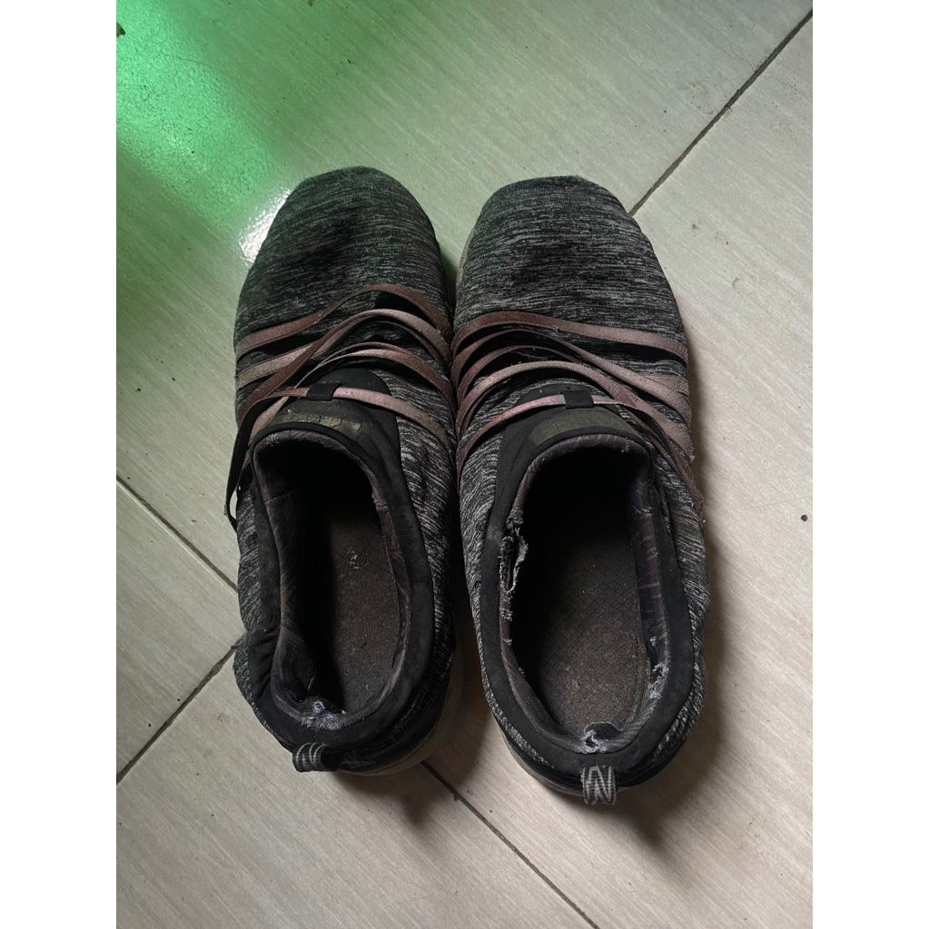 preloved sepatu skechers