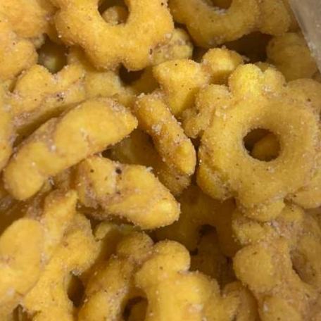 

Pang Pang Sakura Asin Pedas Balado Gurih Khas Cilacap Renyah Ukuran 2 Bungkus