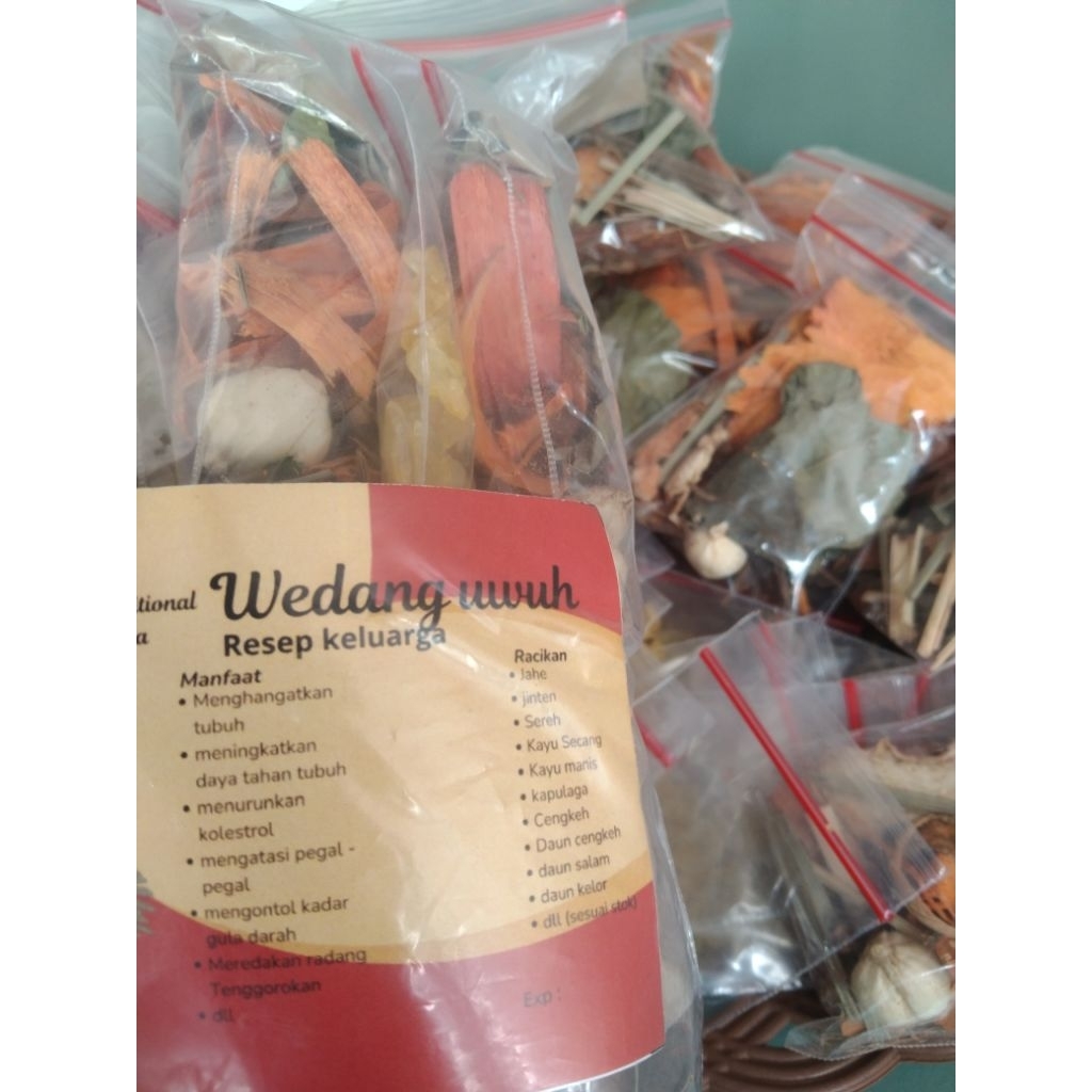 

wedang uwuh komplit plus gula batu