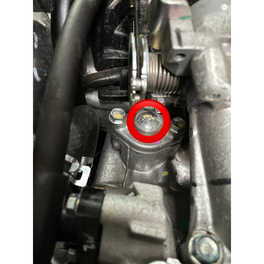 BAUT STELAN TENGAH TENSIONER THROTTLE BODY ( 1 BAUT ) PCX VARIO BEAT DELUXE SCOOPY ADV STYLO GENIO S