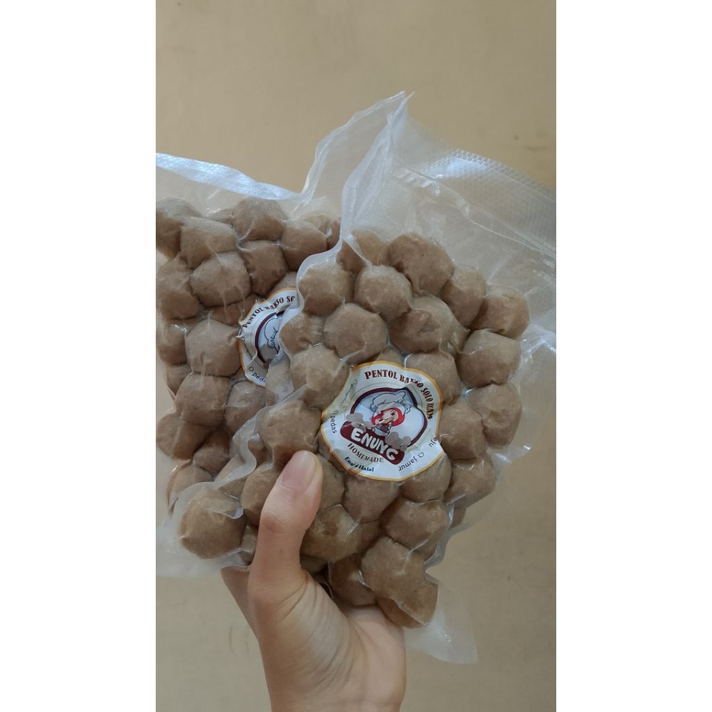 

PENTOL BAKSO SOLO FROZEN ENUNG