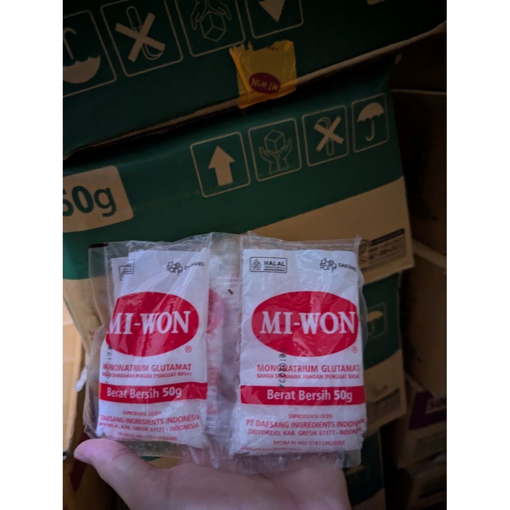 

MIWON penyedap penguat rasa 50gr kemasan 3.000 (dus)