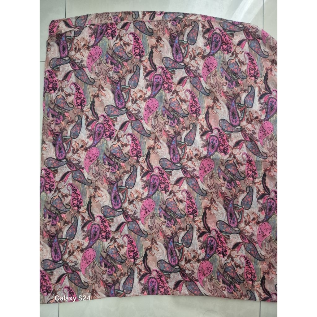 PRELOVED JILBAB l Jilbab Wanita Bekas/ Kerudung Wanita/ Kain Penutup Rambut Wanita Berhijab Motif Fu