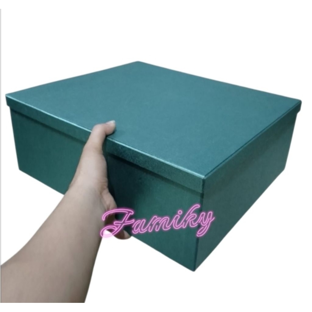 

bok kotak kado/kotak hadiah 40x35cm