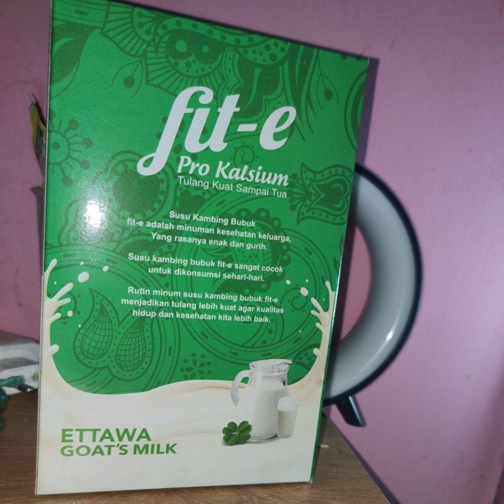 

SUSU KAMBING ETAWA FIT-E (200 gram) Bonus sabun herbal