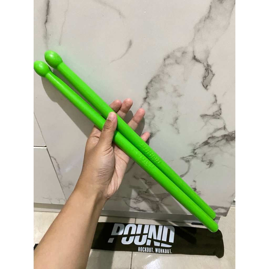 PREOVED RIPSTIX POUNDFIT