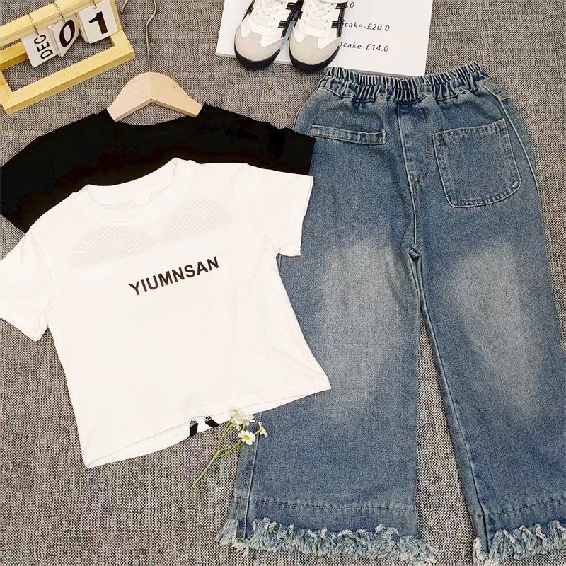 Balale  Setelan Anak Perempuan Baju 2025 Fashion Kaos Pola Hati Berongga+ Panjang Desain Jeans