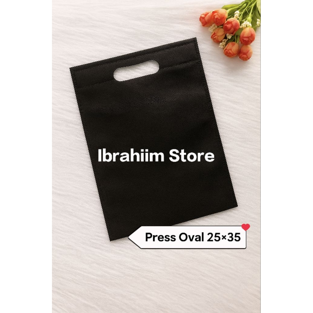 

Tas Spunbond Press Oval 25x35 cm | Goodie Bag Polos Tebal Ramah Lingkungan, Souvenir, Seminar, Belanja Serbaguna
