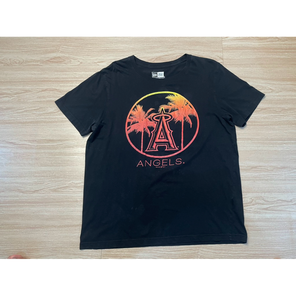 kaos merk new era angels