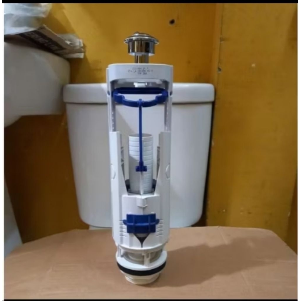 alat pembilas closet duduk toto + tombol ecoflush second