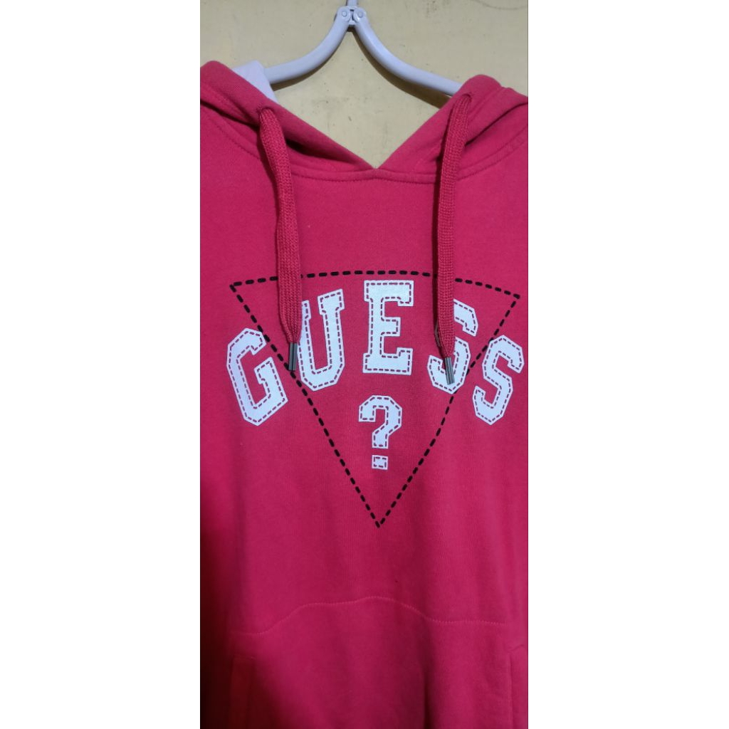 (PRELOVED) HOODIE MERAH GUESS