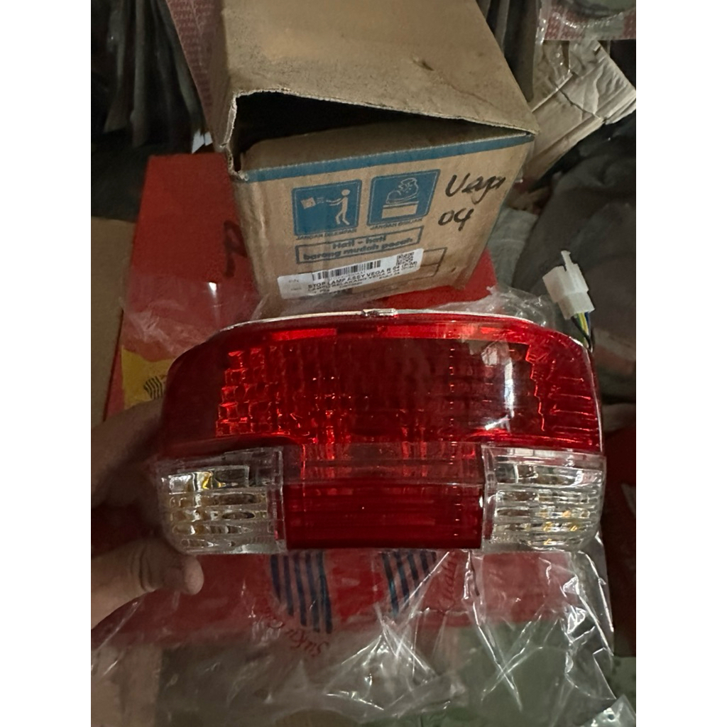 LAMPU STOP COMPLETE STOPLAMP VEGA R PETAK VEGA 04 FORCE 1