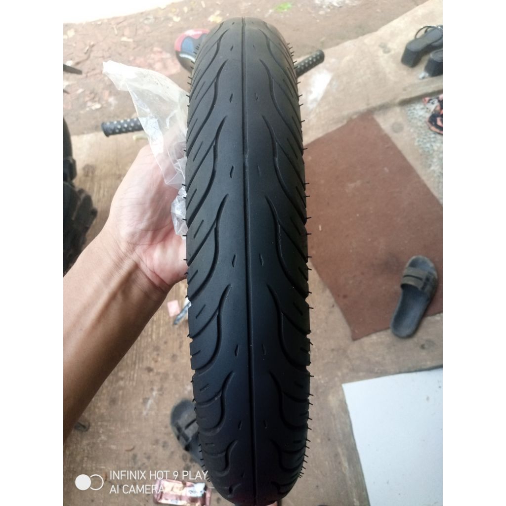 Ban copotan federal UK depan 80/90-14