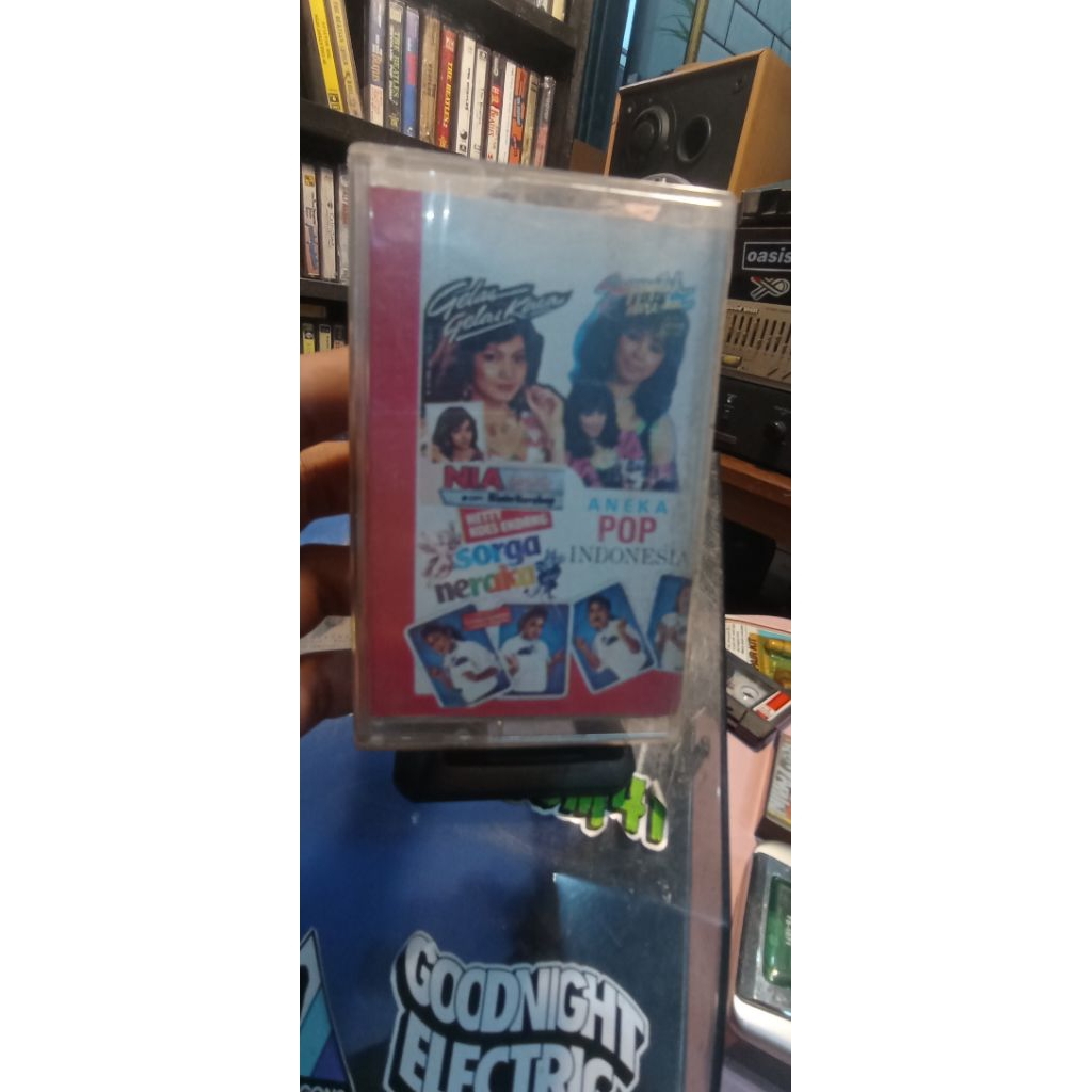 KASET ANEKA POP INDONESIA NIA DANIATY , CHINTAMI ATMANEGARA