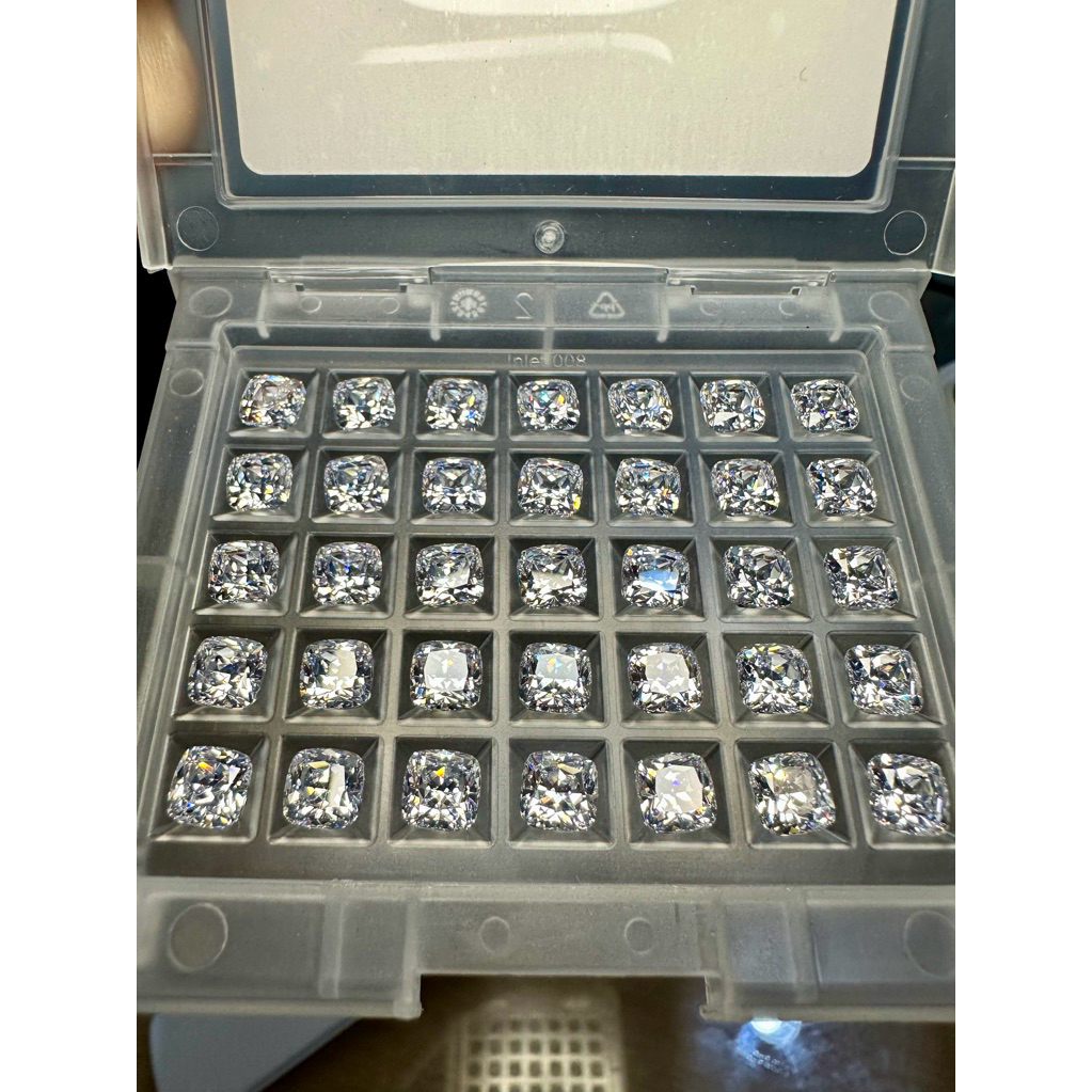 Batu Permata Kualitas 1 Swarovski Zircon / Zircona Cushion White 4mm / 5mm / 6mm / 7mm (made in Aust