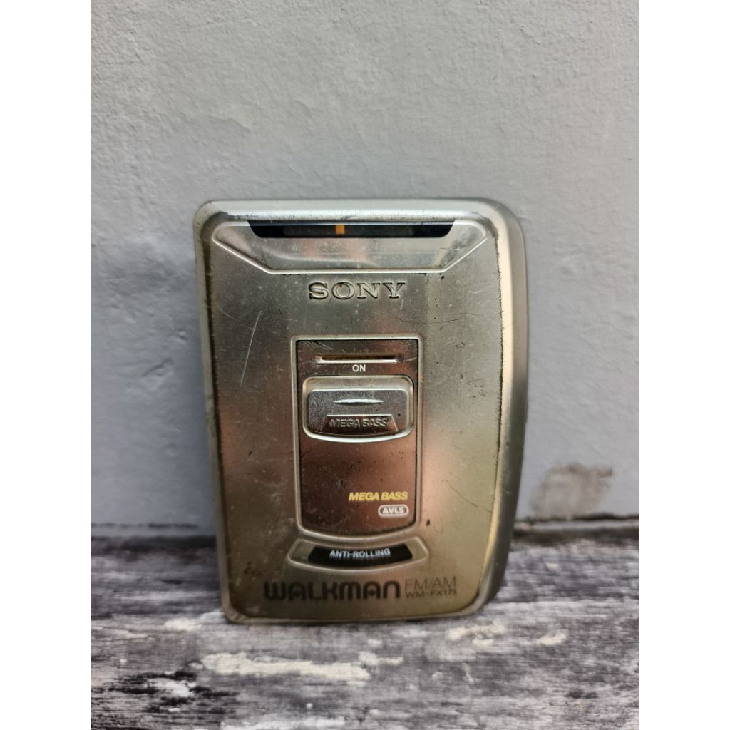 walkman pemutar kaset pita retro vintage sony wm fx 171